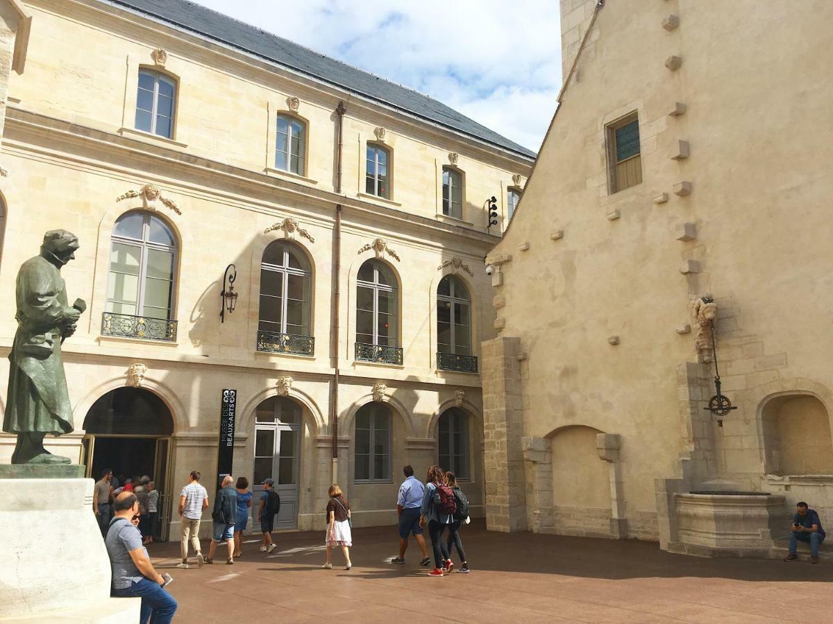 Centre Historique Dijon - Le Patio Apartment Exterior photo